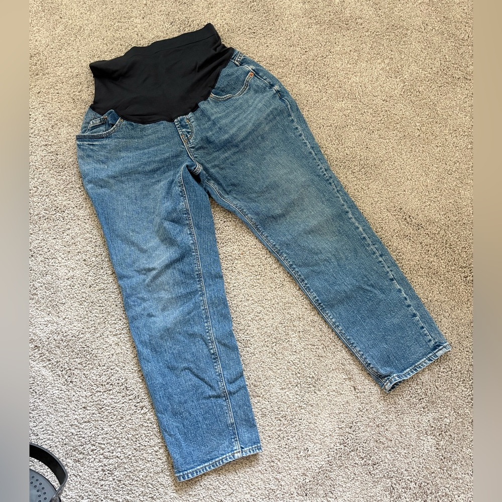 Old Navy Maternity | Boyfriend Jeans (Short Length)